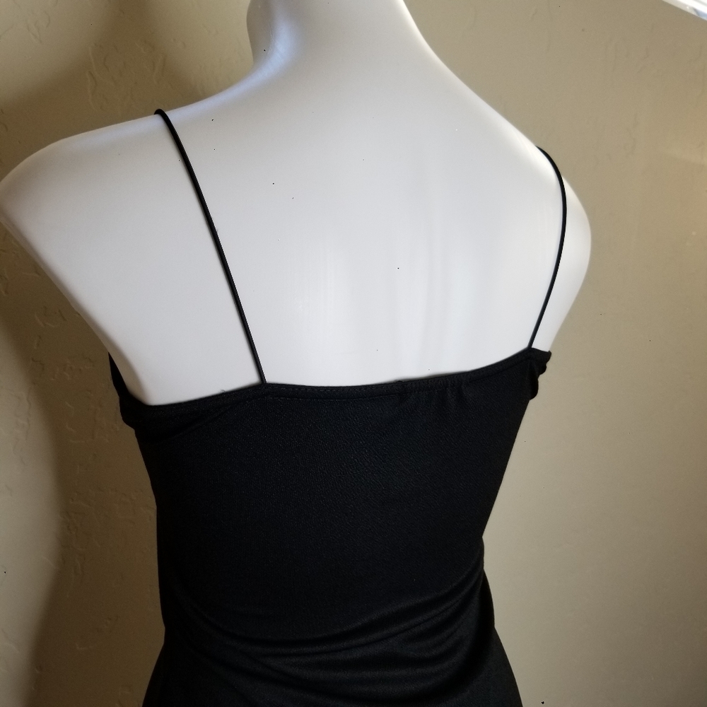 BOOHOO | Little Black Dress Fitted Sleeveless - Picture 3 of 8